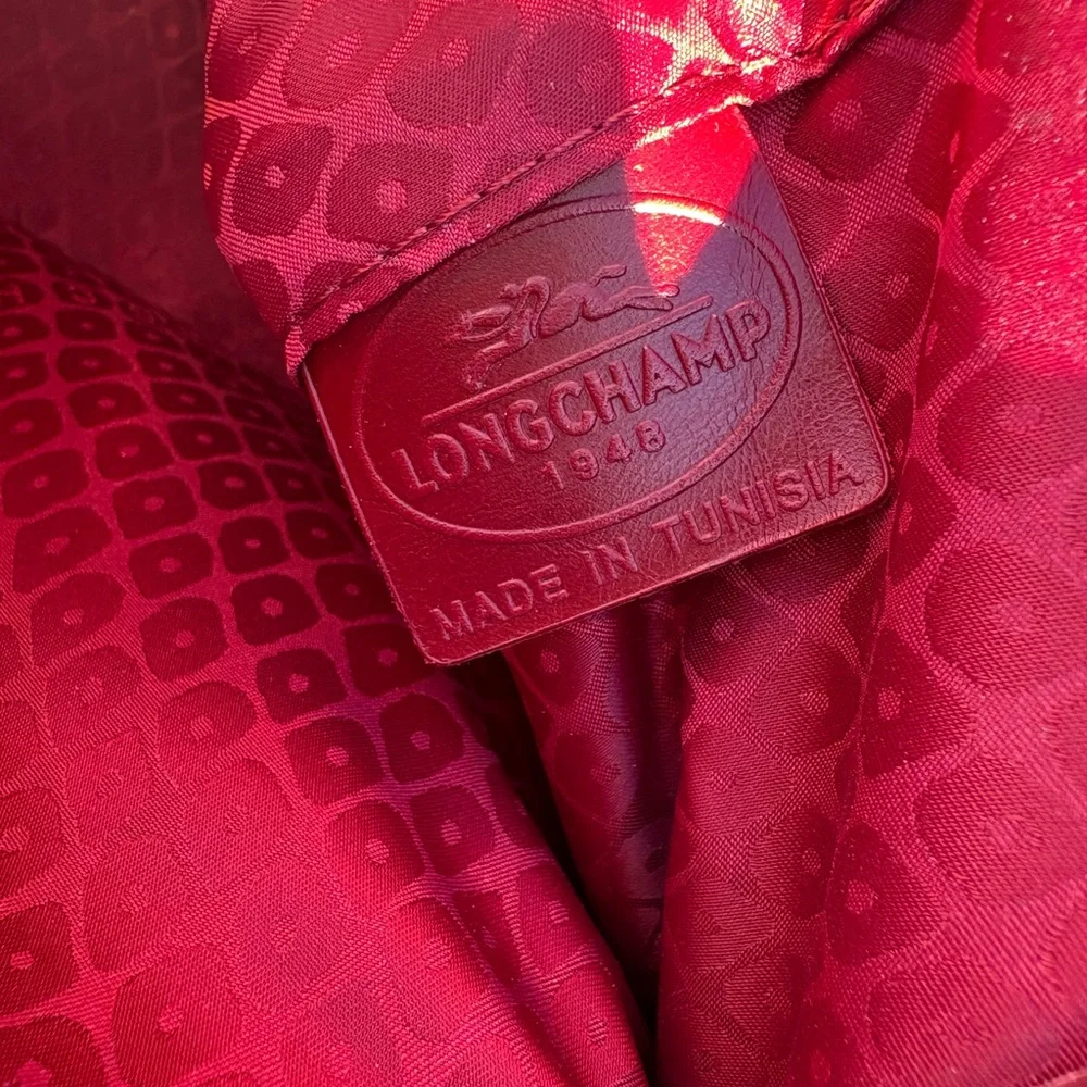 Authentic Longchamp Honoré 404 Burgundy Leather Handbag with Gold Tone Logo - Picture 5 of 15